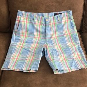 Men’s Vineyard Vines breaker shorts